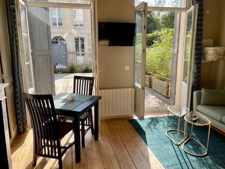 Апартаменты La Terrasse Saint Leonard Онфлёр Экстерьер фото